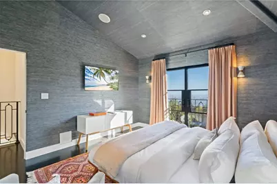 8650 Hillside Avenue, West Hollywood, CA 90069 - Photo 23