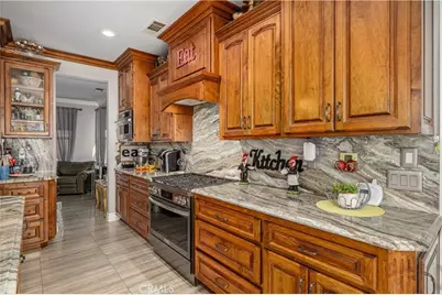 13547 Canyon Crest, Corona, CA 92880 - Photo 11
