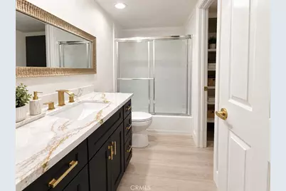 437 E Palm Avenue #207, Burbank, CA 91501 - Photo 13
