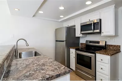 7668 Baypoint Drive #106, Huntington Beach, CA 92648 - Photo 9