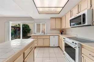1985 Mt Shasta Dr, San Pedro, CA 90732 - Photo 11