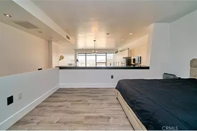 1100 Wilshire #2204, Los Angeles, CA 90017 - Photo 11