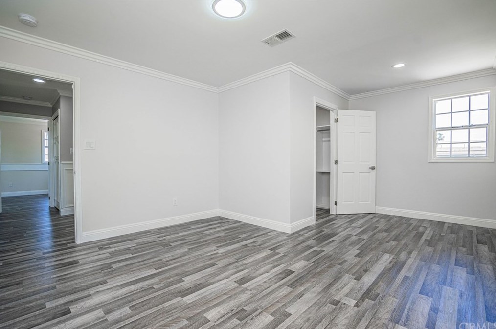8210 Alverstone Ave, Los Angeles CA  90045-2855 exterior