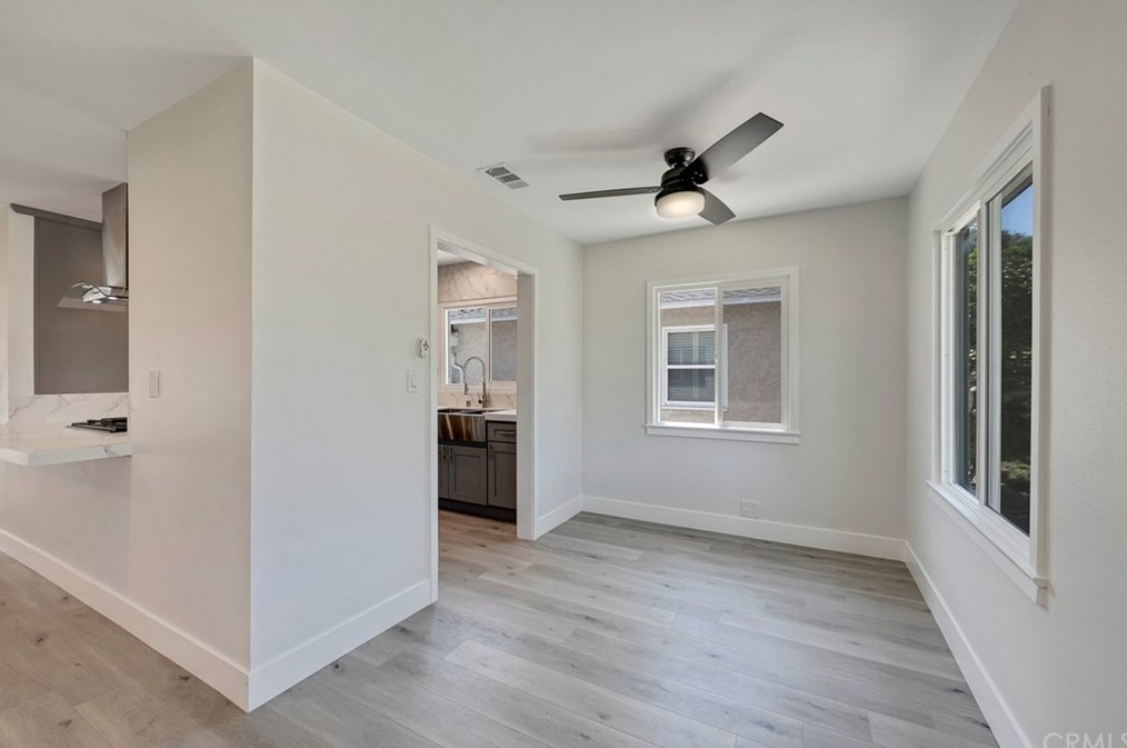 6128 Village Rd, Lakewood CA  90713-3131 exterior