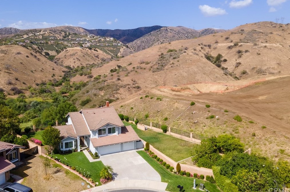 4540 Dorinda Rd, Yorba Linda CA 92887-1800 exterior