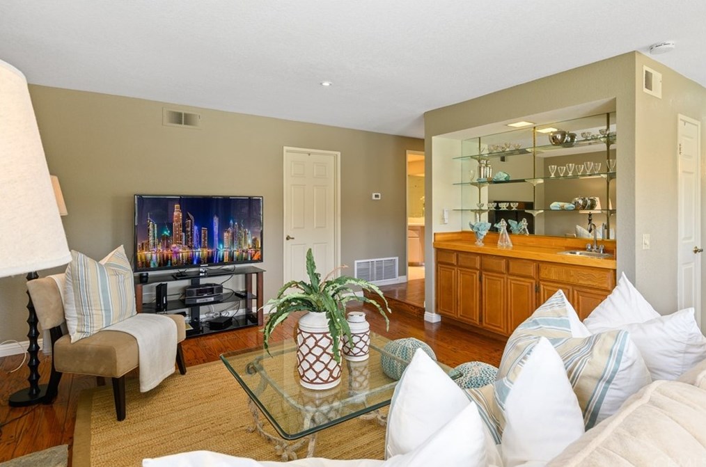 4540 Dorinda Rd, Yorba Linda CA 92887-1800 exterior