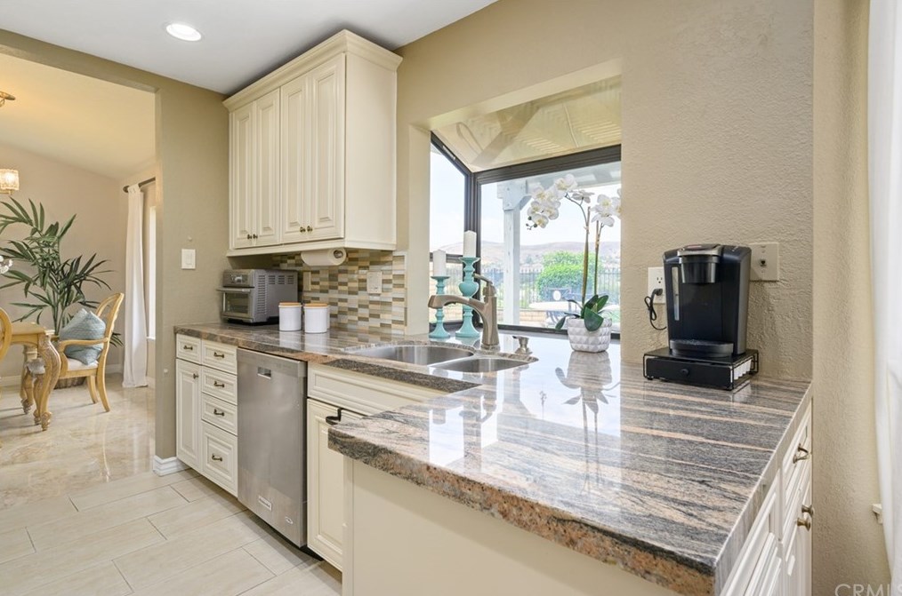 4540 Dorinda Rd, Yorba Linda CA 92887-1800 exterior