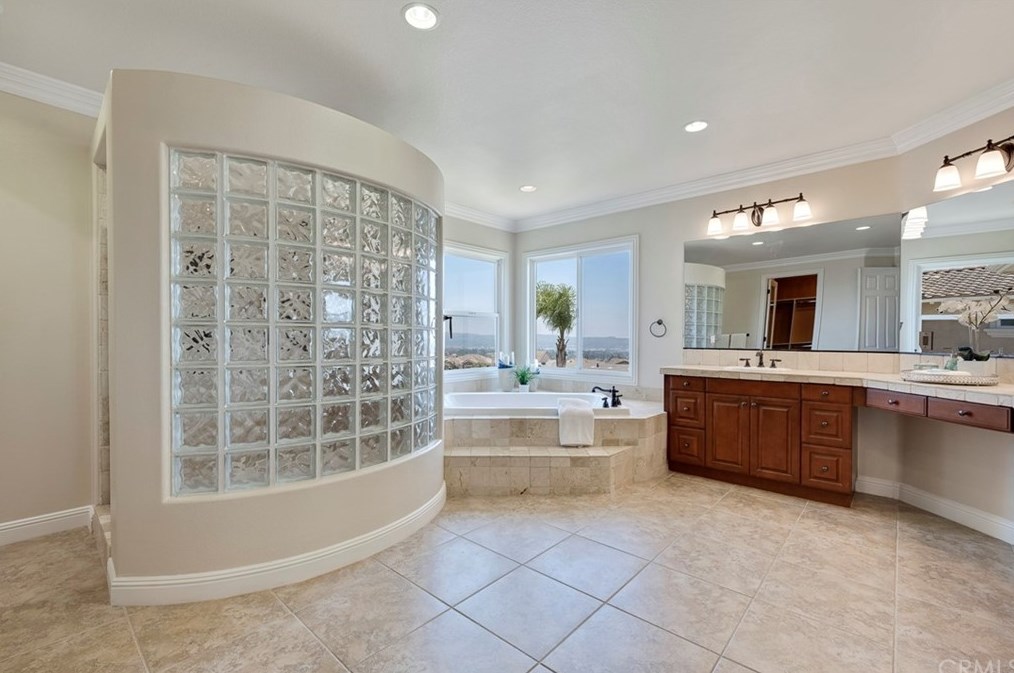 18762 Pimlico Ter, Yorba Linda CA 92886-7017 exterior