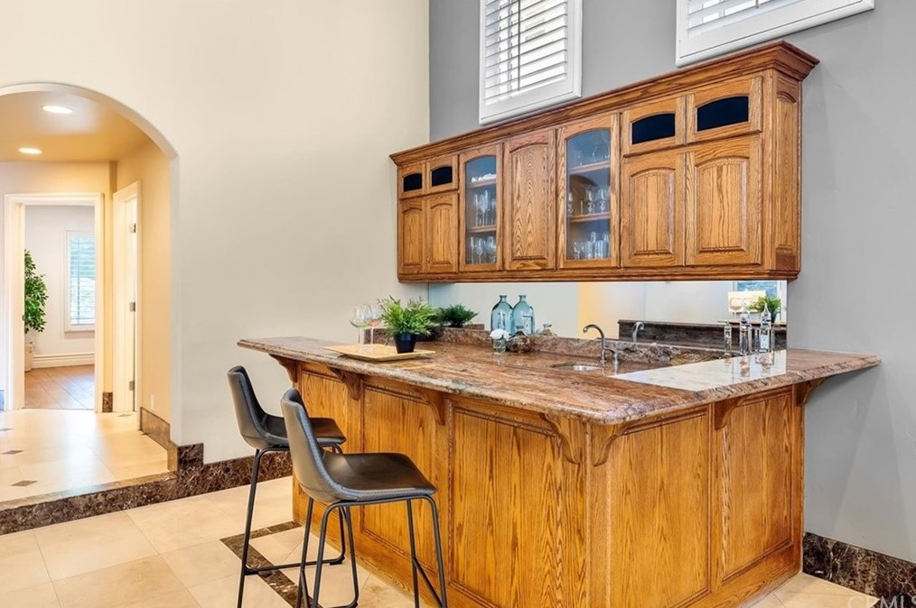 1219 Maple Ave, El Segundo CA  90245-3259 exterior