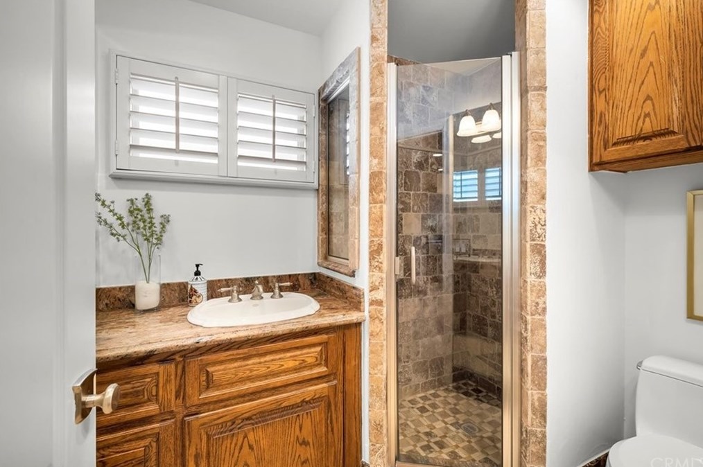 1219 Maple Ave, El Segundo CA  90245-3259 exterior