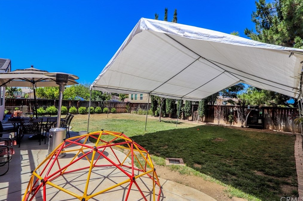 14685 Shady Valley Way, Moreno Valley CA  92555-5736 exterior