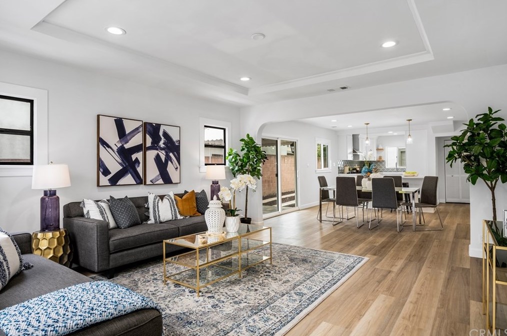 5415 Chesley Ave, Los Angeles CA  90043-2422 exterior