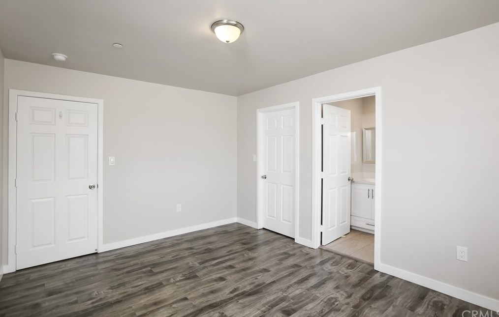 1205 37th Dr, Los Angeles CA  90007-4212 exterior