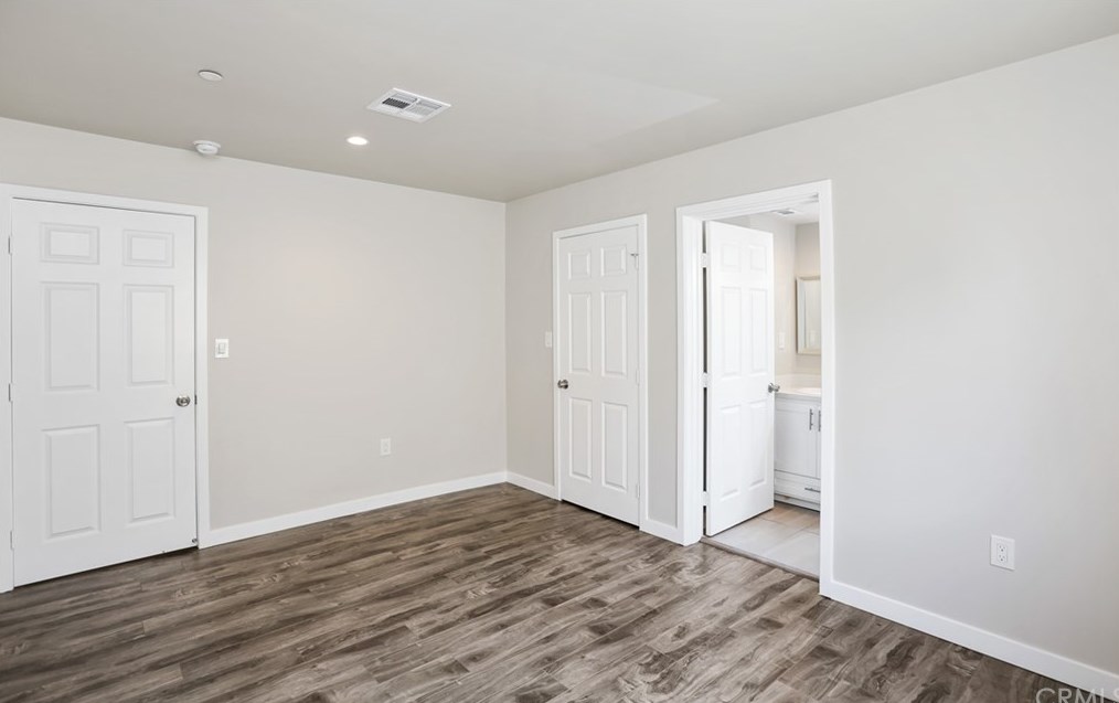 1205 37th Dr, Los Angeles CA  90007-4212 exterior