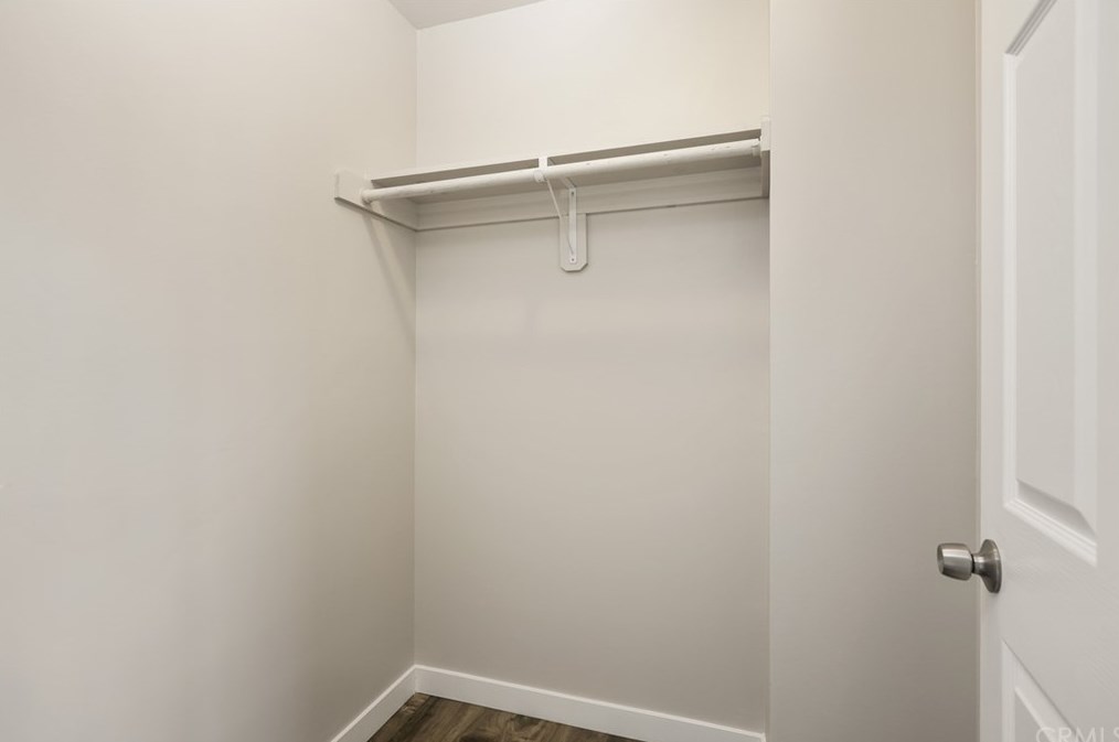 1205 37th Dr, Los Angeles CA  90007-4212 exterior