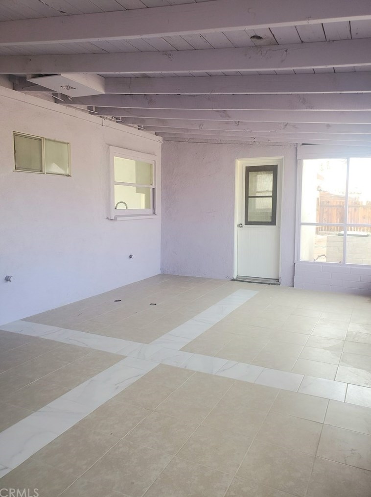 6547 Mission Ave, Twntynine Plm CA  92277-2949 exterior