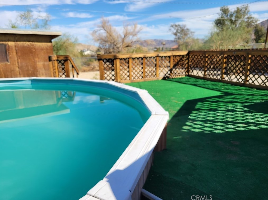 6547 Mission Ave, Twntynine Plm CA  92277-2949 exterior