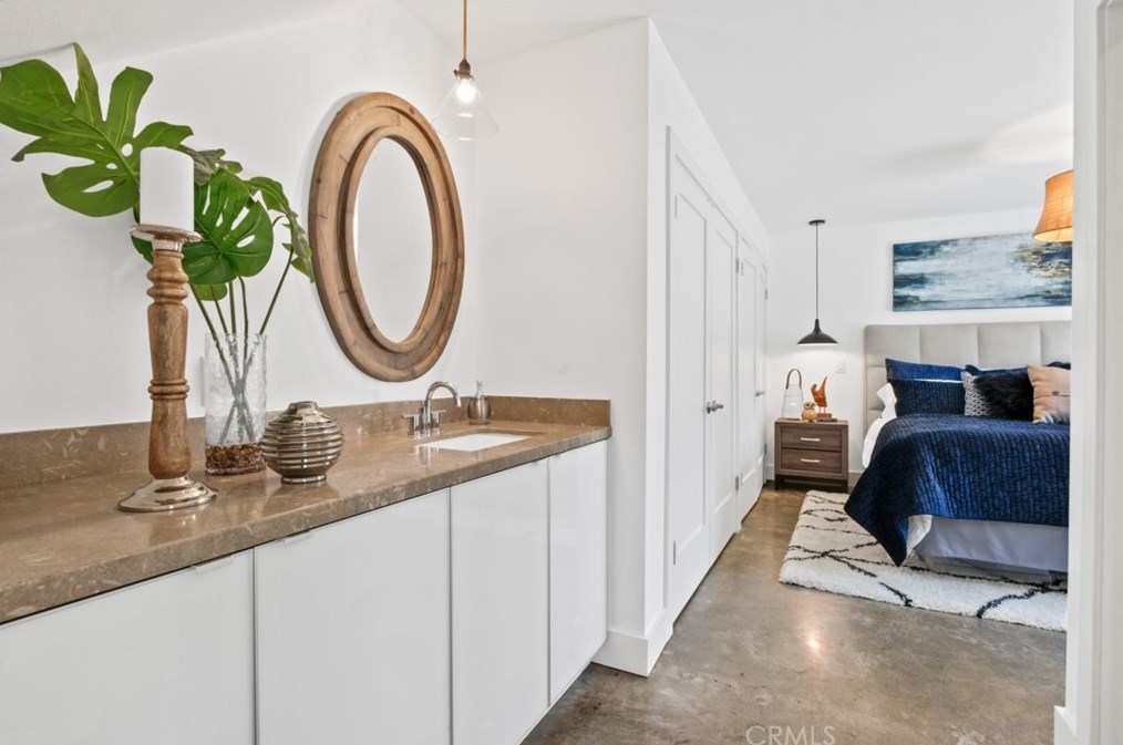 2712 Albatross Dr, Costa Mesa CA  92626-4714 exterior