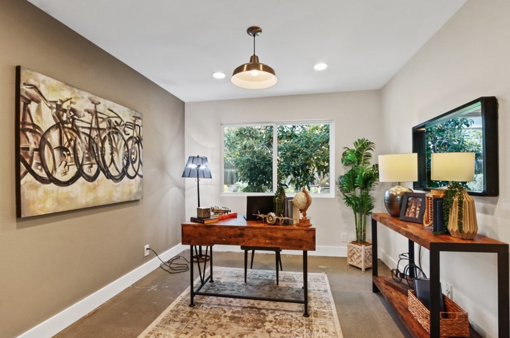2712 Albatross Dr, Costa Mesa CA  92626-4714 exterior
