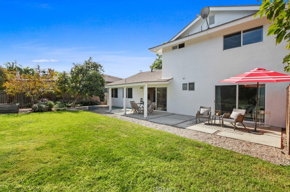 2712 Albatross Dr, Costa Mesa CA  92626-4714 exterior