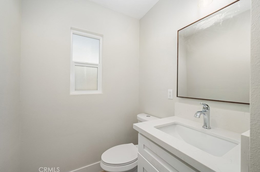 1210 Santa Clara Ave, Santa Ana CA  92706-1963 exterior