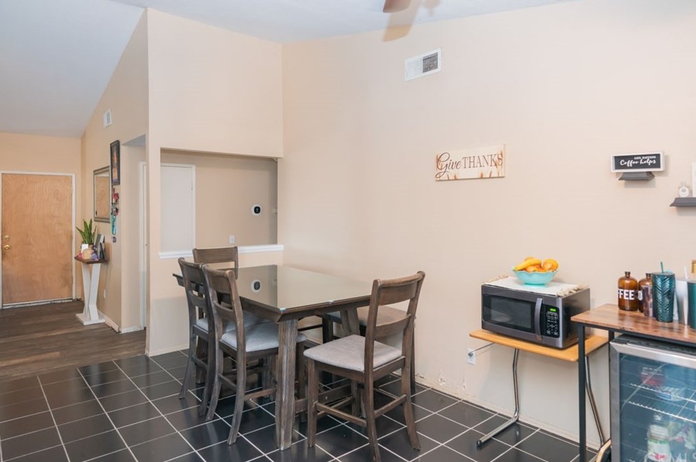 25566 Ericson Dr, Moreno Valley CA 92553-5036 exterior