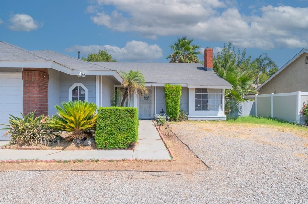 25566 Ericson Dr, Moreno Valley CA 92553-5036 exterior