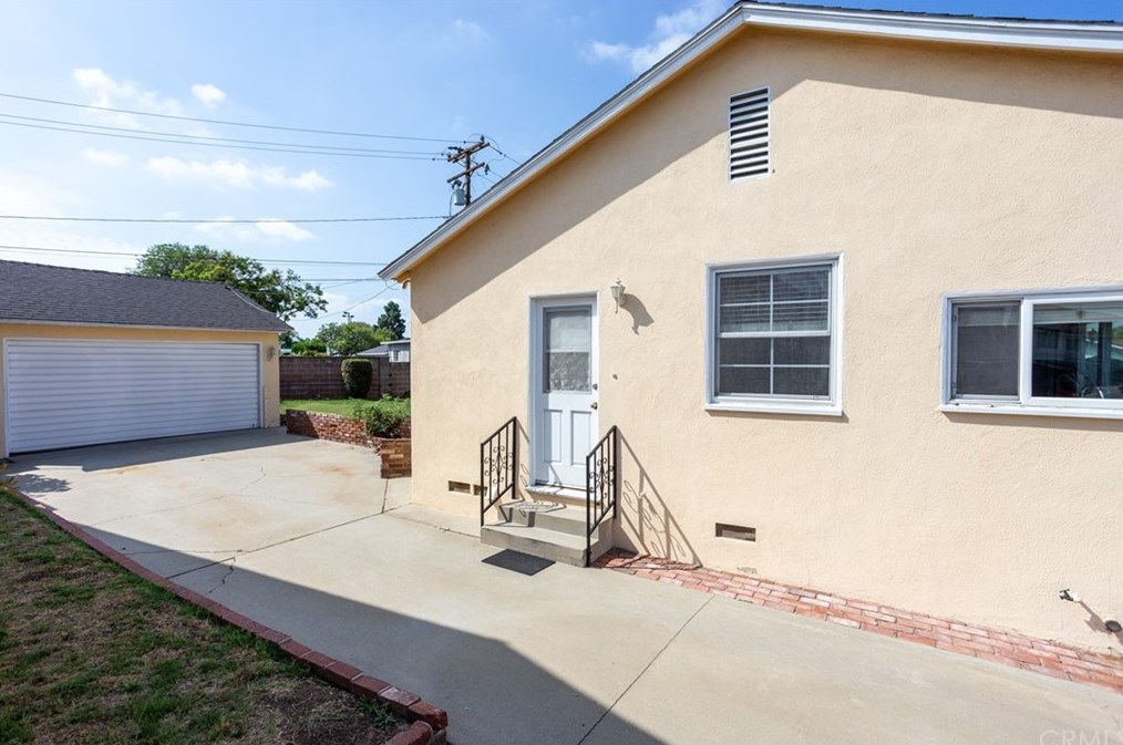 14410 Calpella St, La Mirada CA  90638-3611 exterior