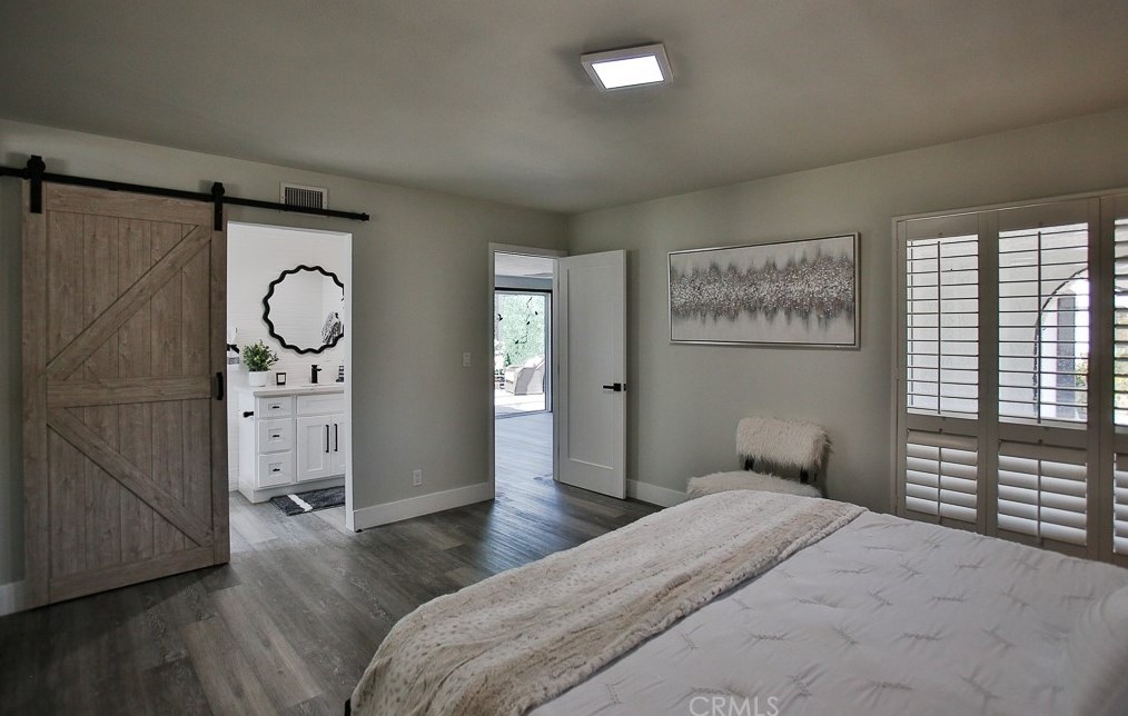 16411 Magellan Ln, Huntington Beach CA  92647-3528 exterior