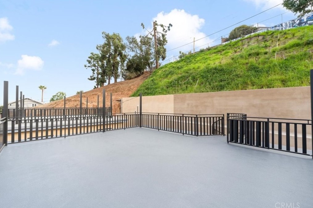 4842 Buchanan St, Los Angeles CA  90042-2219 exterior