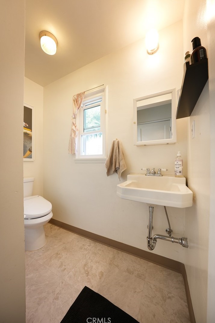 2004 Ronda Dr, Los Angeles CA  90032-3735 exterior