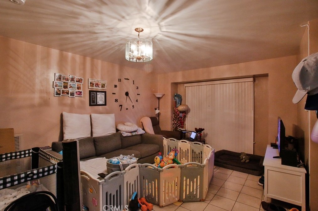 12639 Paddison Ave, Norwalk CA  90650-3052 exterior