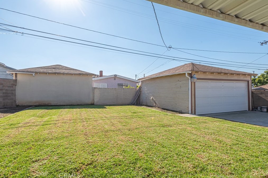 1722 108th St, Los Angeles CA  90047-4413 exterior