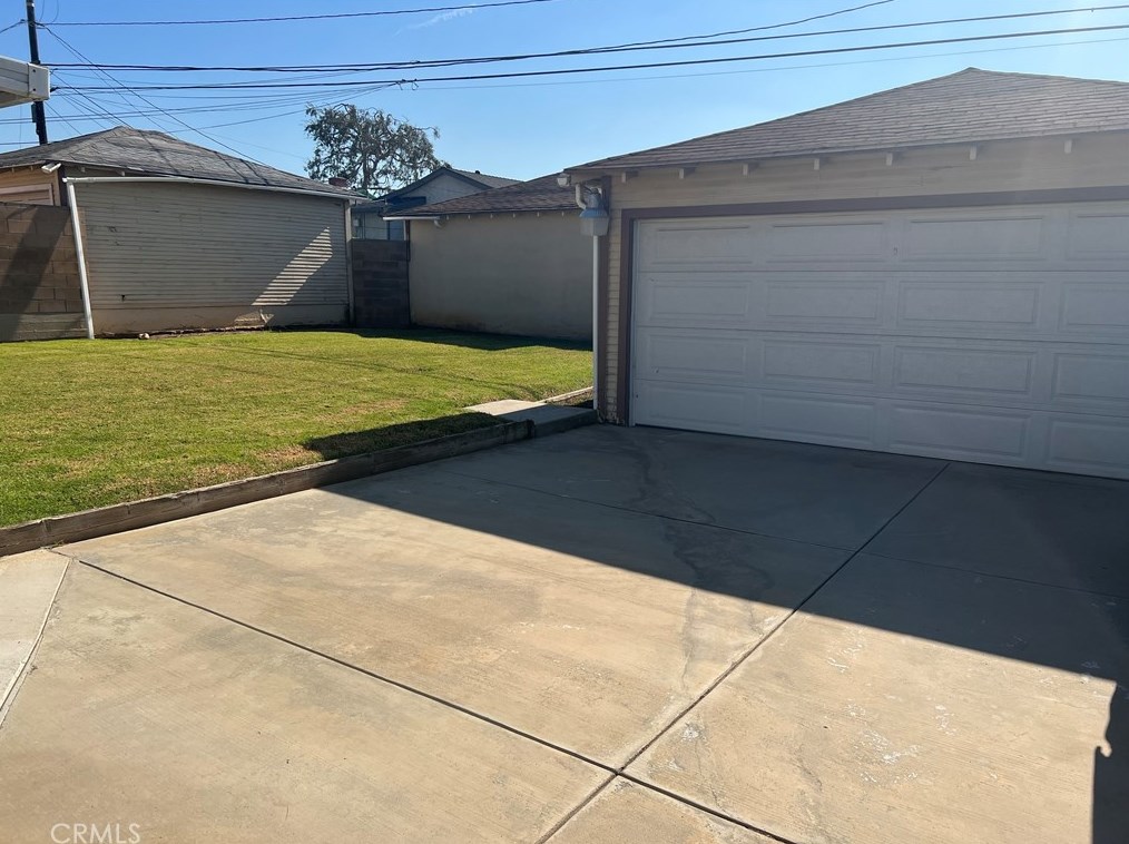 1722 108th St, Los Angeles CA  90047-4413 exterior