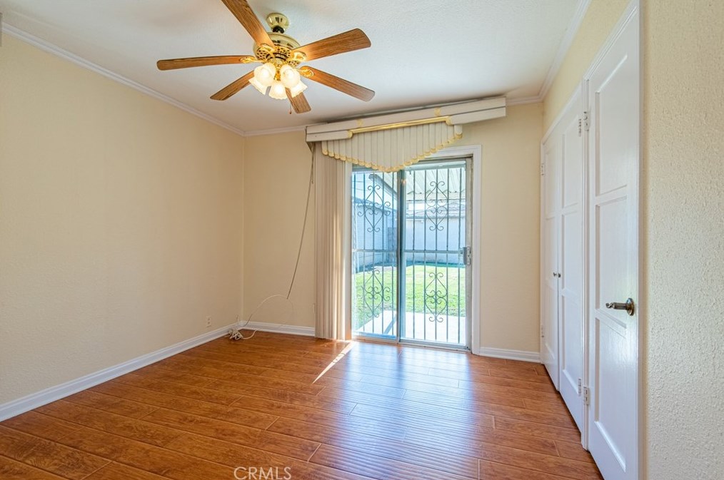 1722 108th St, Los Angeles CA  90047-4413 exterior