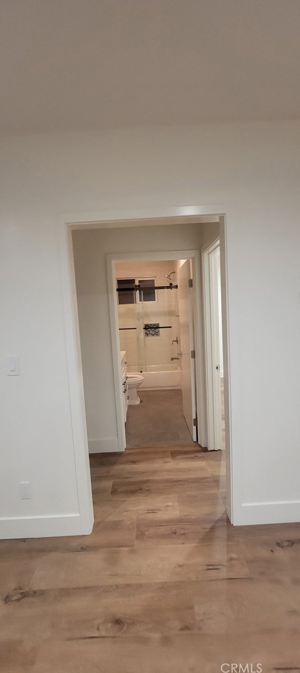 5464 8th Ave, Los Angeles CA  90043-2518 exterior