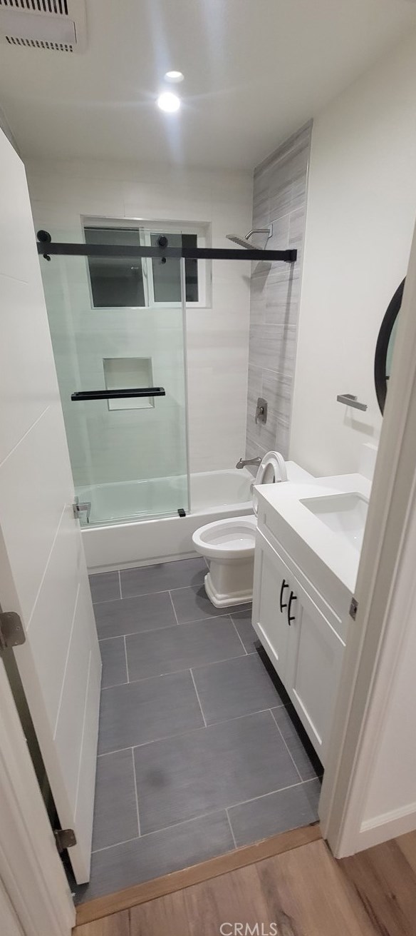 5464 8th Ave, Los Angeles CA  90043-2518 exterior