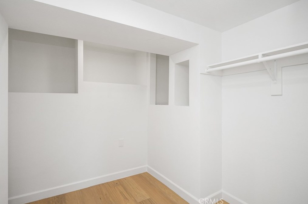 2207 Micheltorena St, Los Angeles CA  90039-3020 exterior