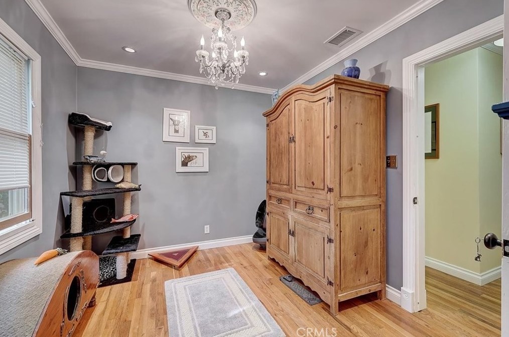 81 Dapplegray Ln, Palos Verdes Estates, CA 90274