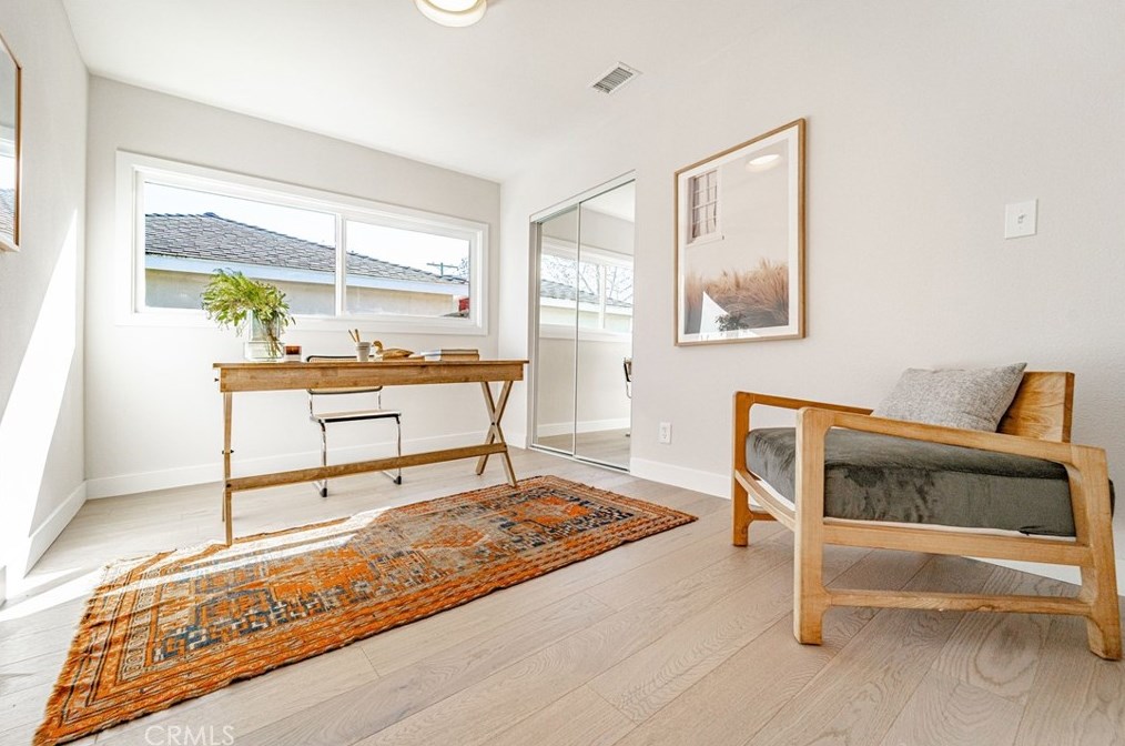 7451 Midfield Ave, Los Angeles CA  90045-3229 exterior