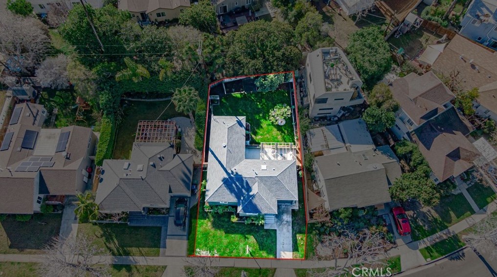 7451 Midfield Ave, Los Angeles CA  90045-3229 exterior