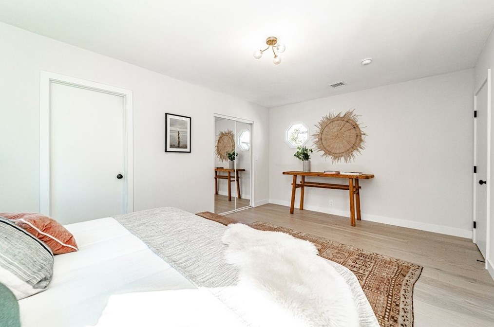 7451 Midfield Ave, Los Angeles CA  90045-3229 exterior