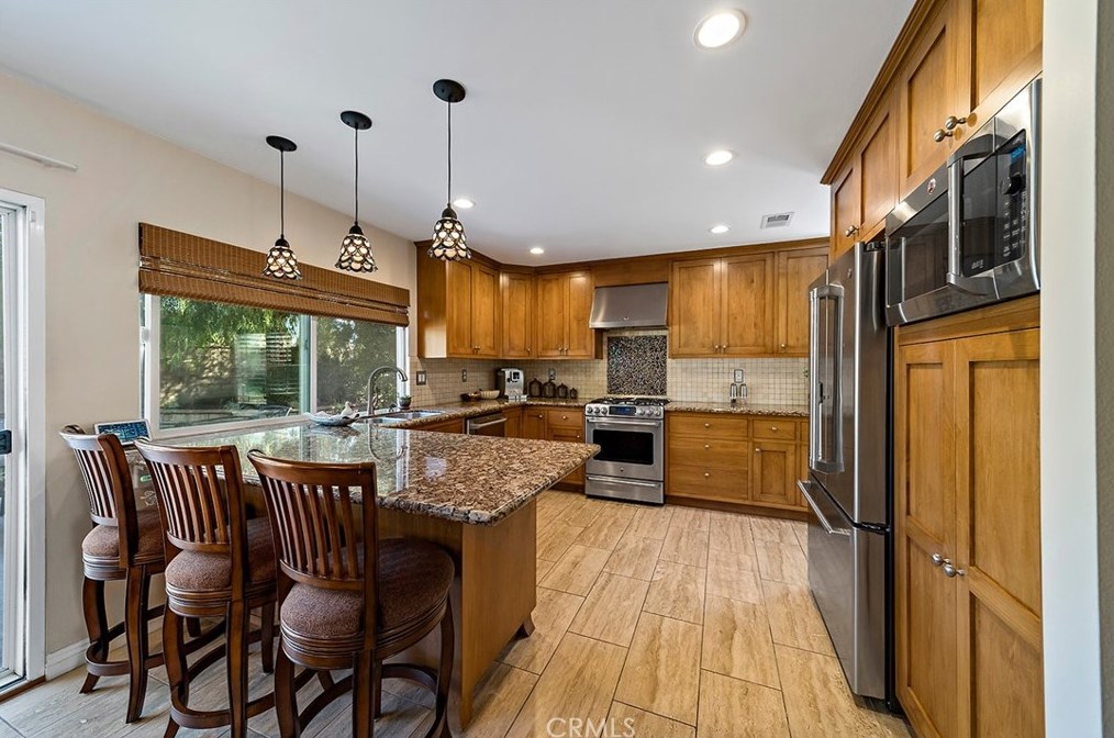 12700 Oakthorn Ln, La Mirada CA  90638-2521 exterior