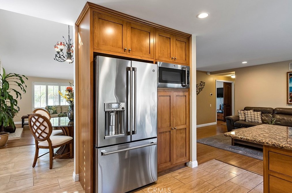 12700 Oakthorn Ln, La Mirada CA  90638-2521 exterior