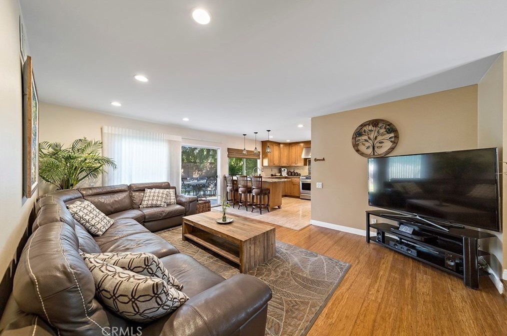 12700 Oakthorn Ln, La Mirada CA  90638-2521 exterior