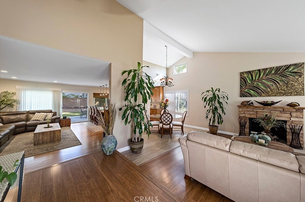 12700 Oakthorn Ln, La Mirada CA  90638-2521 exterior