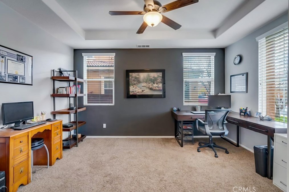 27665 Hackberry St, Murrieta CA  92562-4376 exterior