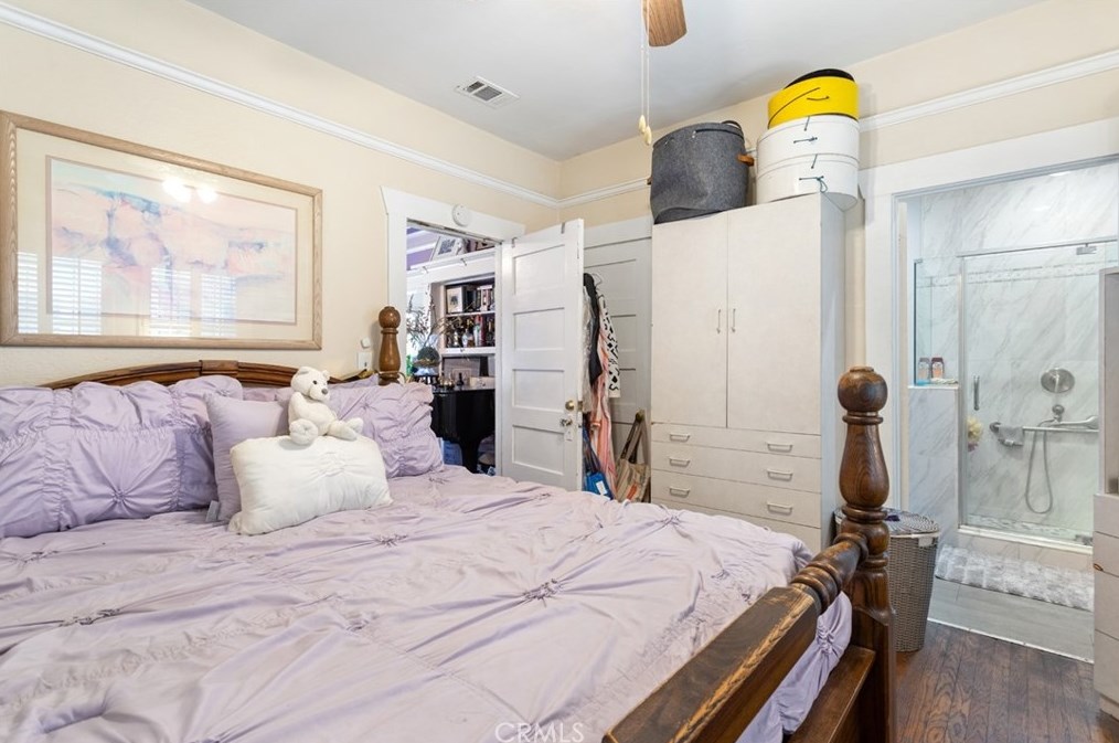 1438 37th Dr, Los Angeles CA  90018-4510 exterior