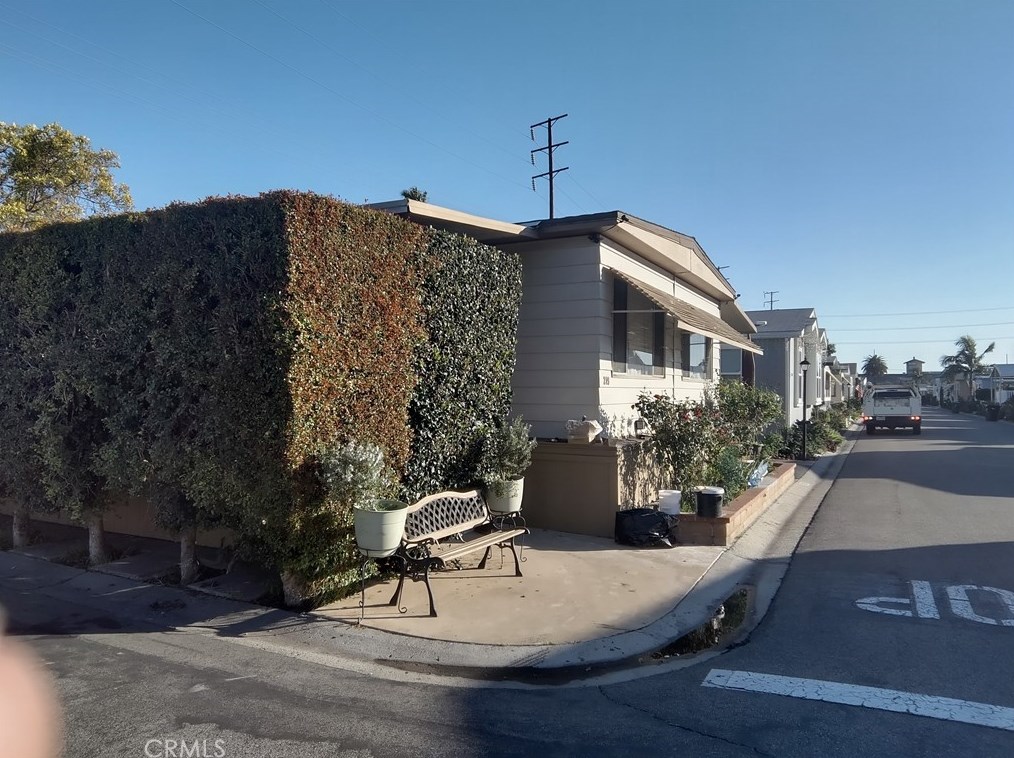 3101 Fairview St, Santa Ana CA  92704-6506 exterior