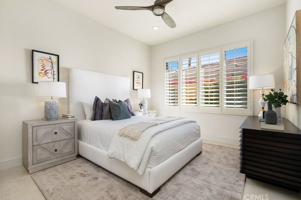 223 Desert Holly Dr, Palm Desert CA  92211-7410 exterior